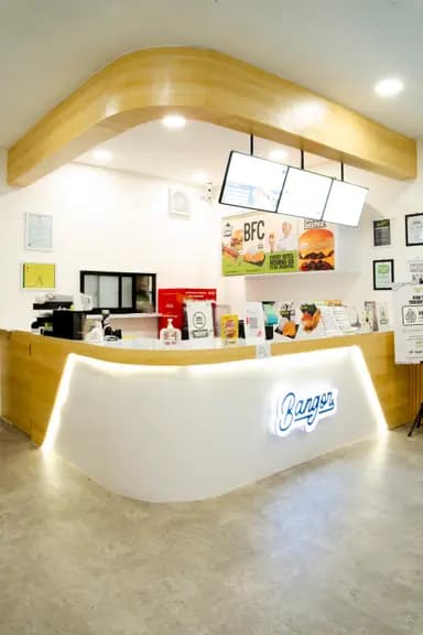 Konsep outlet Lengkap 4