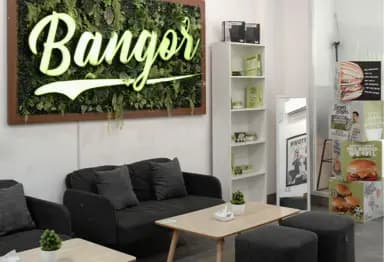 Konsep outlet Burger Bangor 3