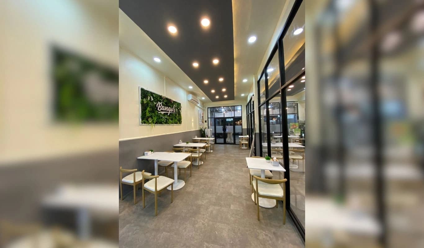 Outlet Semi Flagship