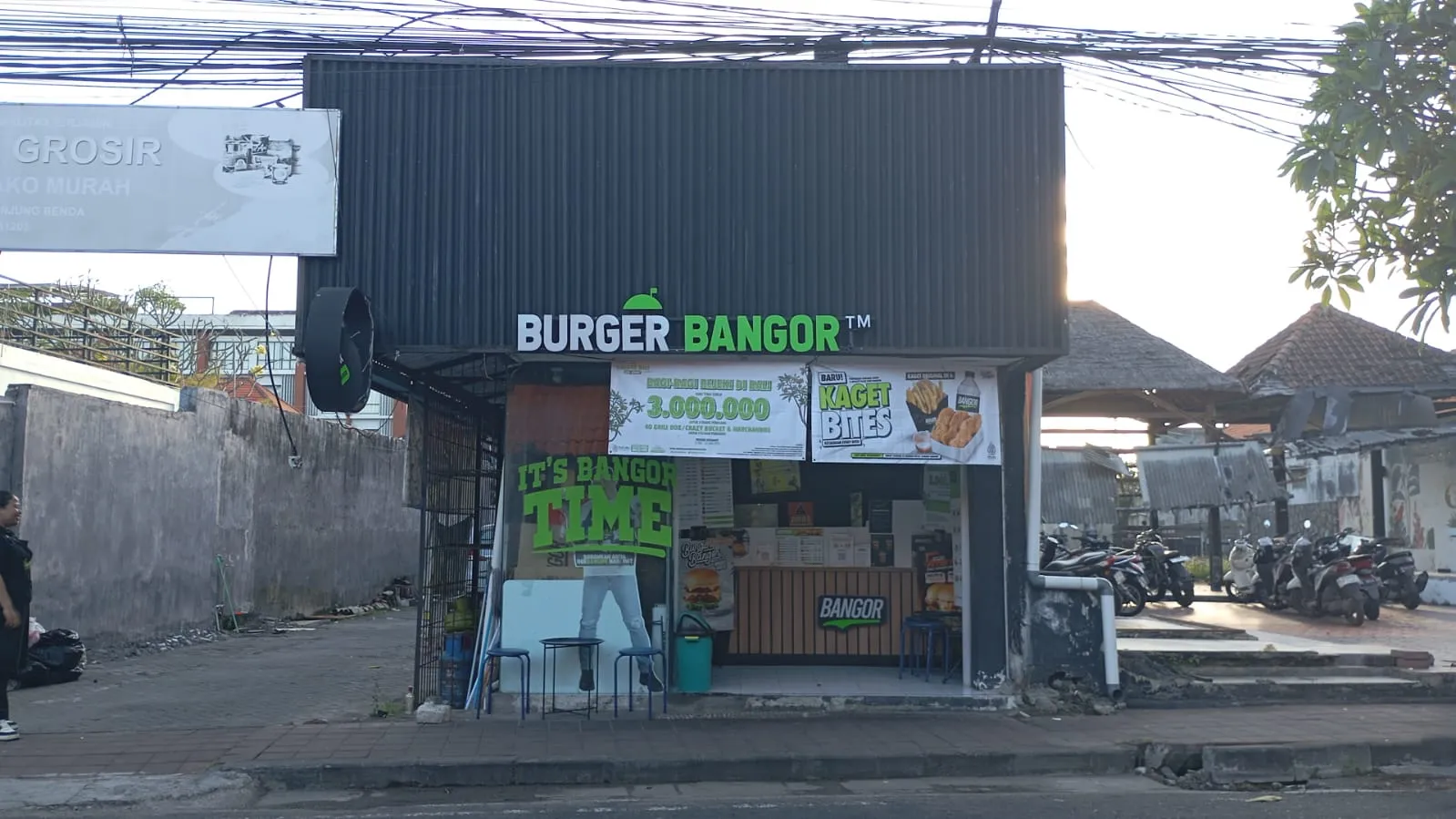 Outlet Burger Bangor  Tanjung Benoa